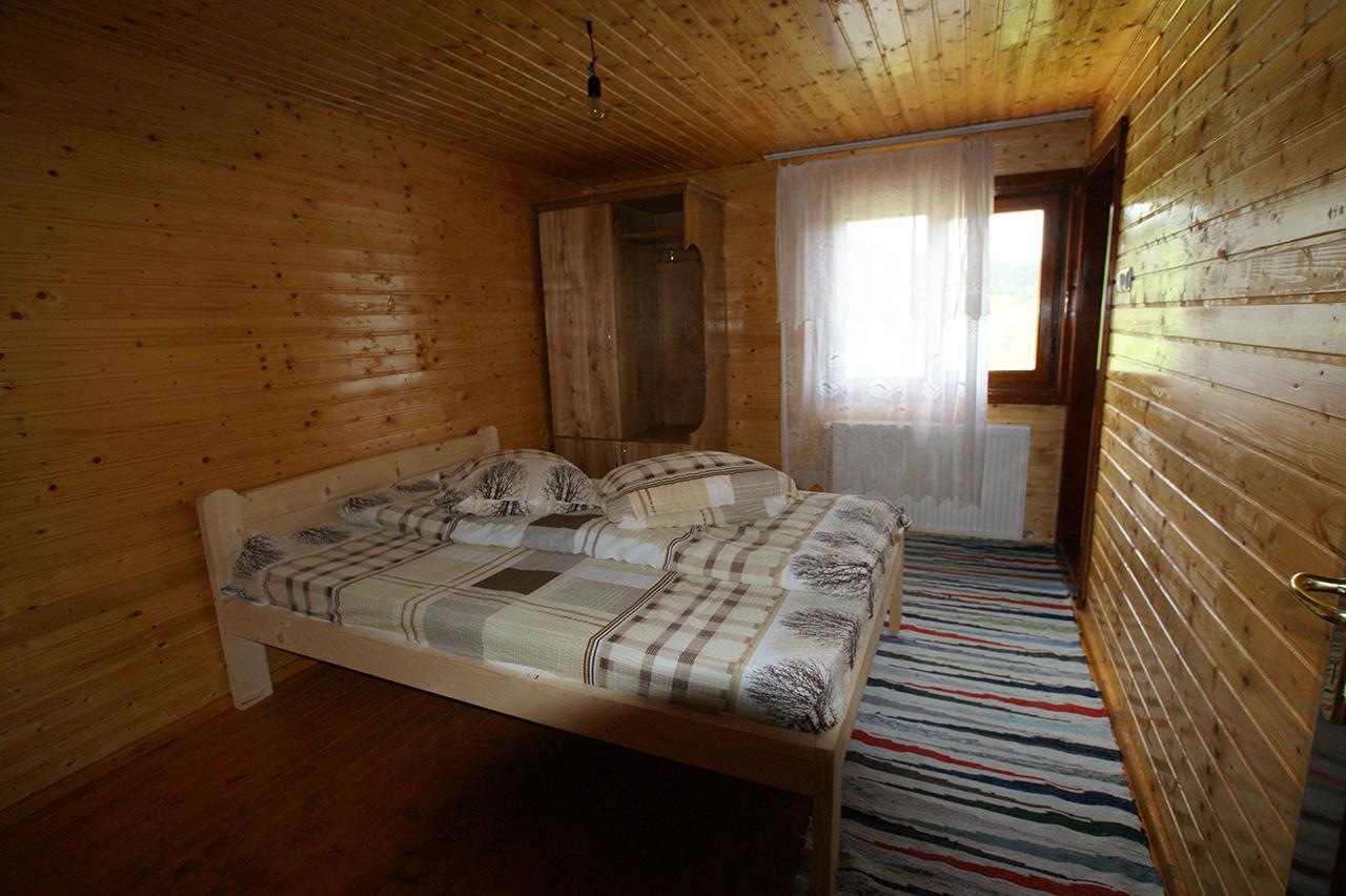 Cabana Ioana Munună Exterior foto